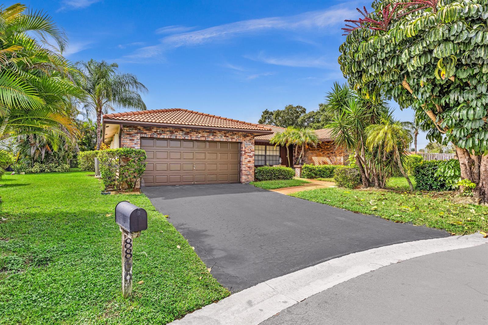 8866 NW 2ND Place, Coral Springs FL 33071 photo 3