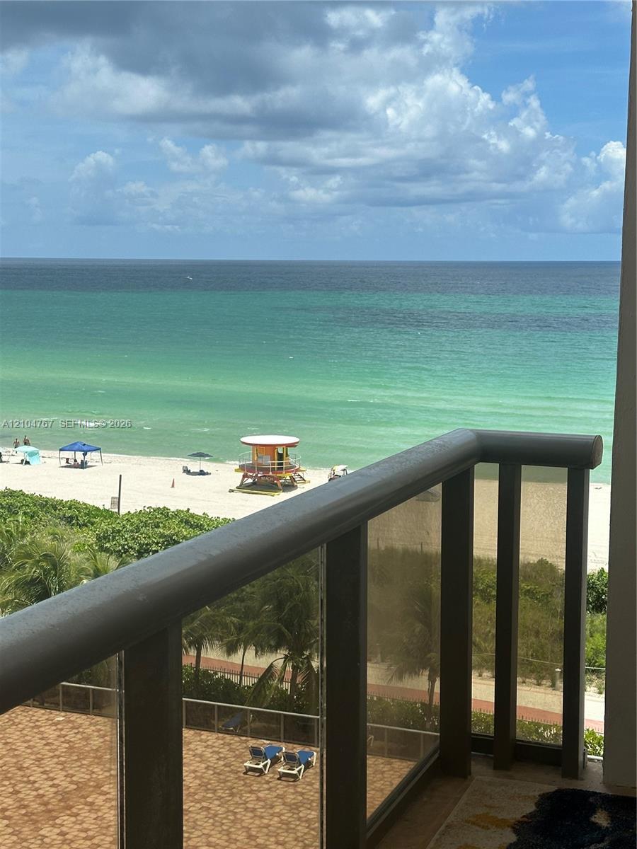 6039 Collins Ave # 815, Miami Beach FL 33140