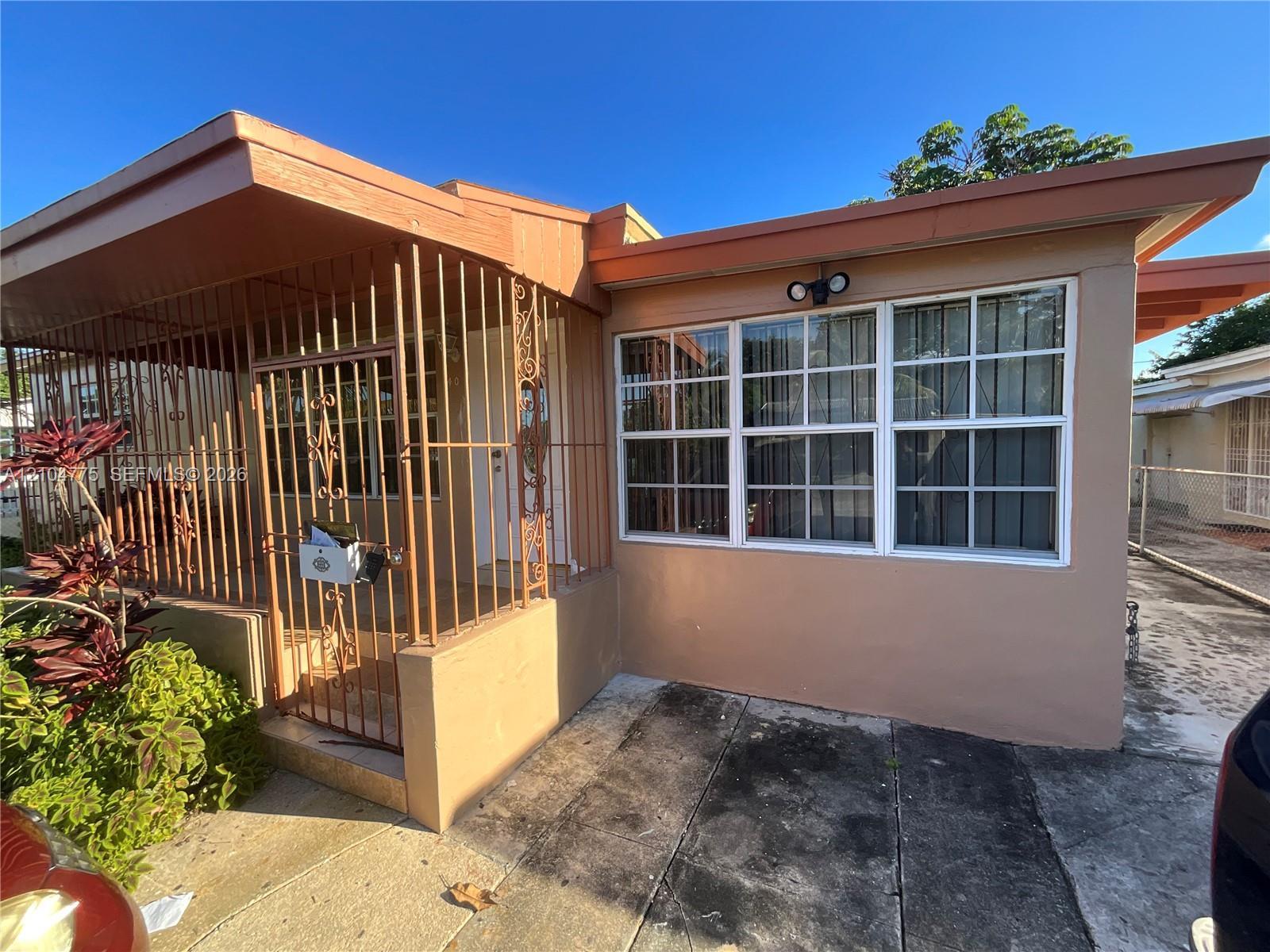 140 NE 171st St, North Miami Beach FL 33162 photo 2