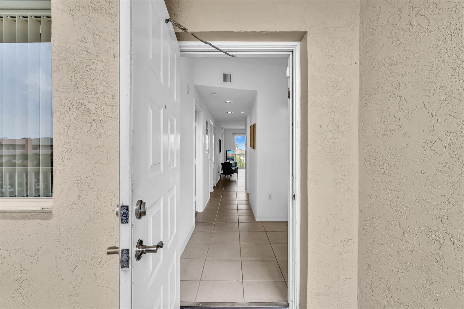 7775 YARDLEY Drive # 403, Tamarac FL 33321 photo 3