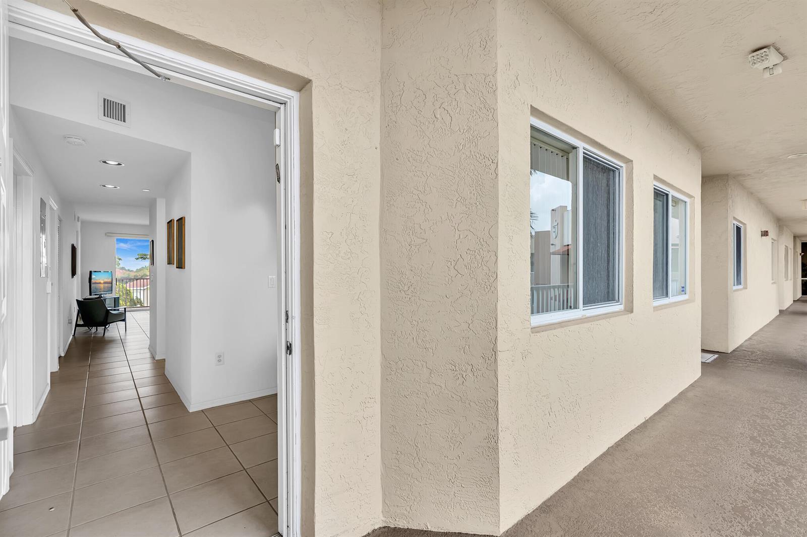 7775 YARDLEY Drive # 403, Tamarac FL 33321 photo 4