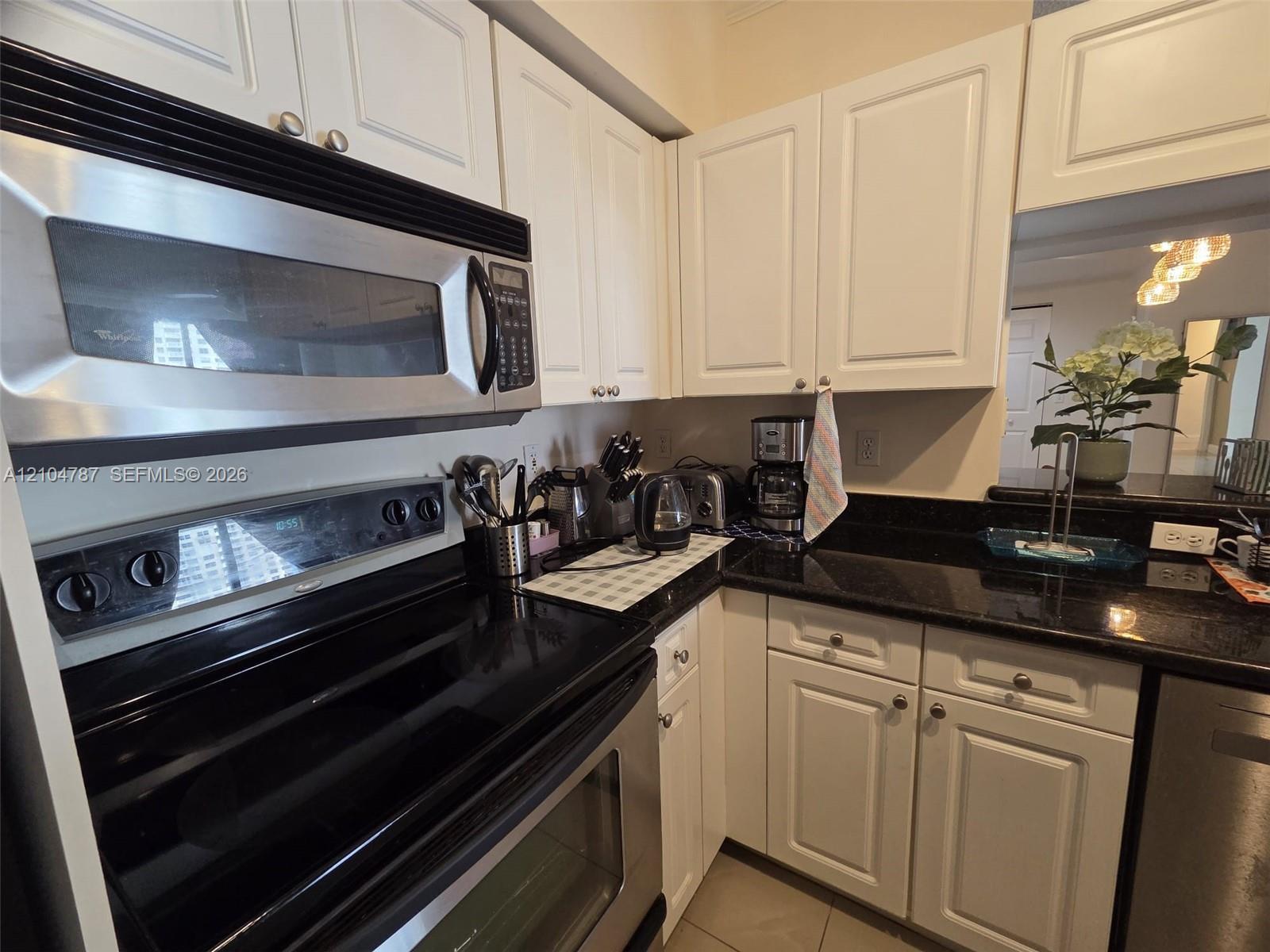17150 N Bay Rd # 2511, Sunny Isles Beach FL 33160 photo 4