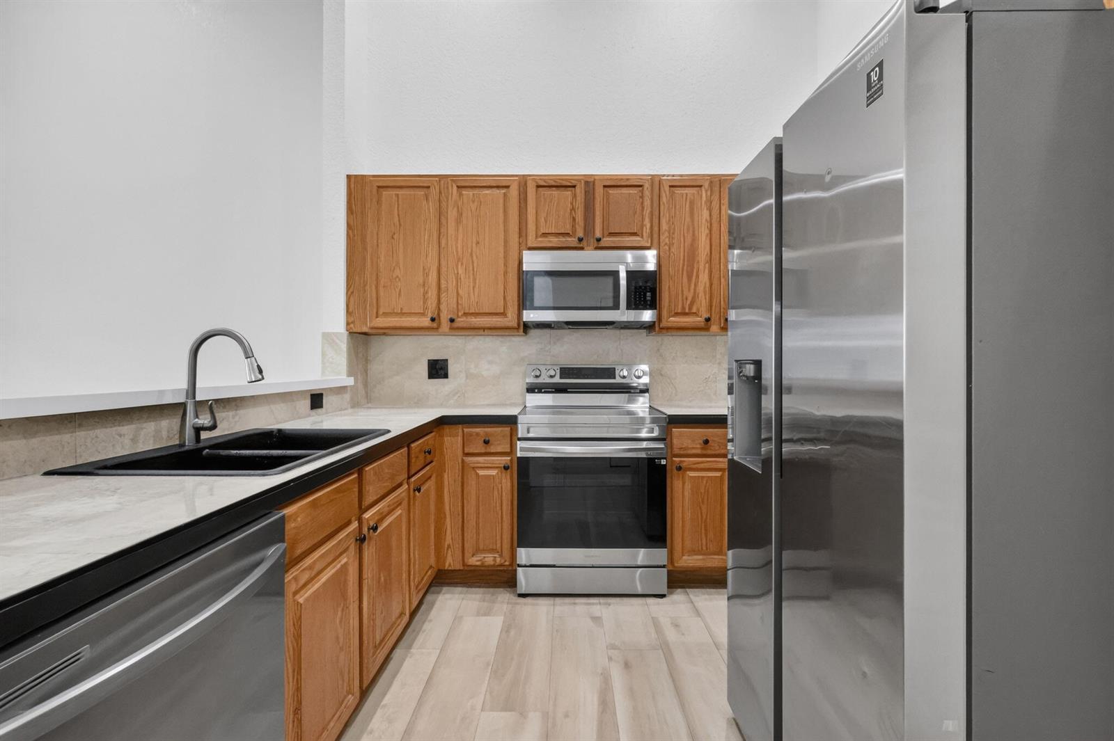 2521 S Coral Trace Circle, Delray Beach FL 33445 photo 4