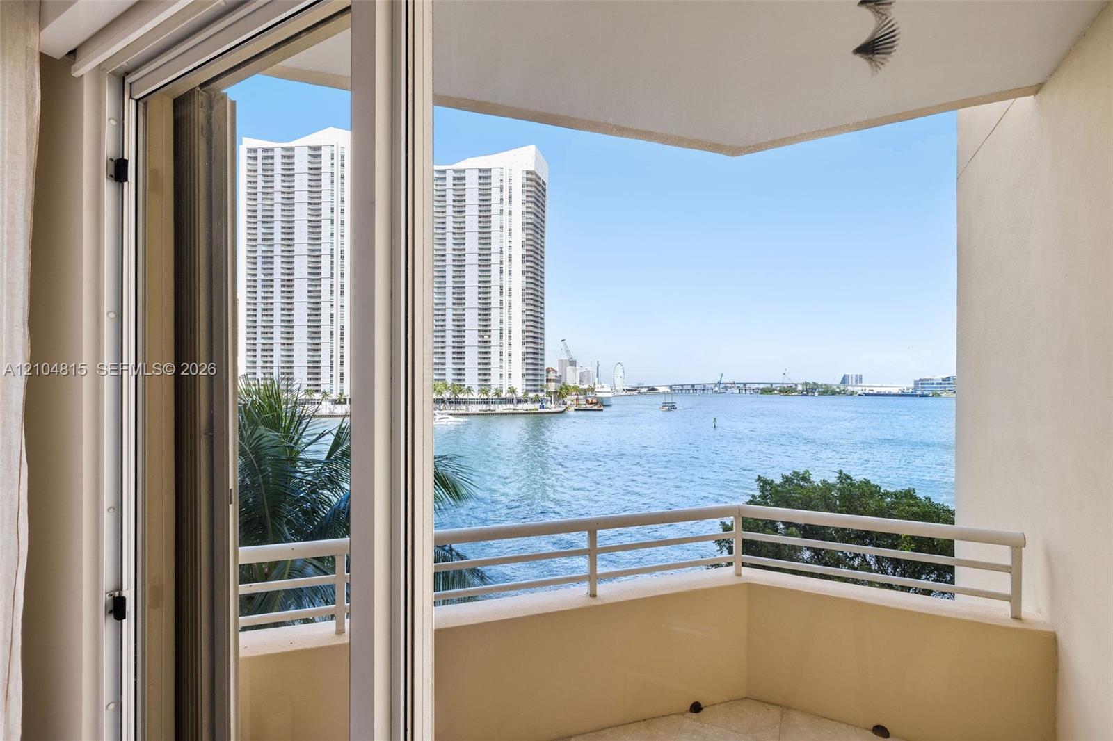 888 Brickell Key Dr # 410, Miami FL 33131 photo 4