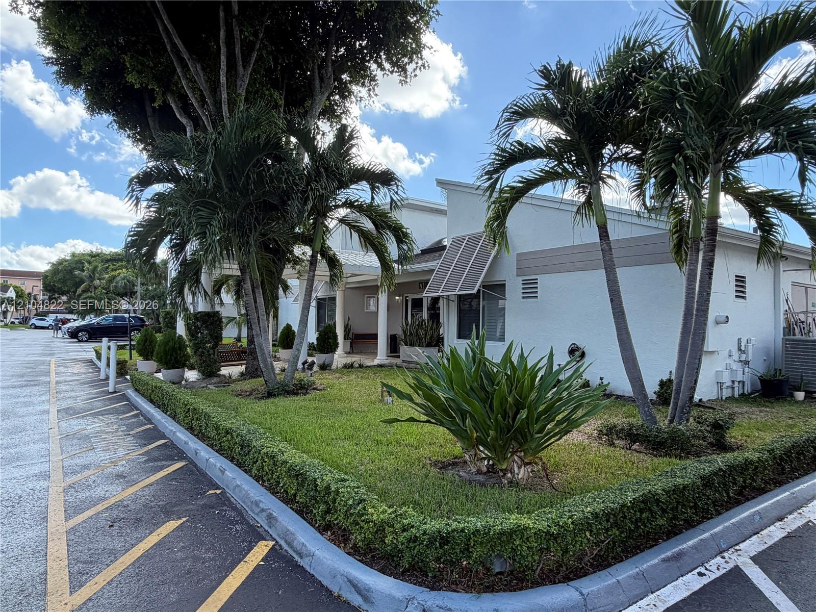 6740 NW 175th Ln # 20, Hialeah FL 33015 photo 2