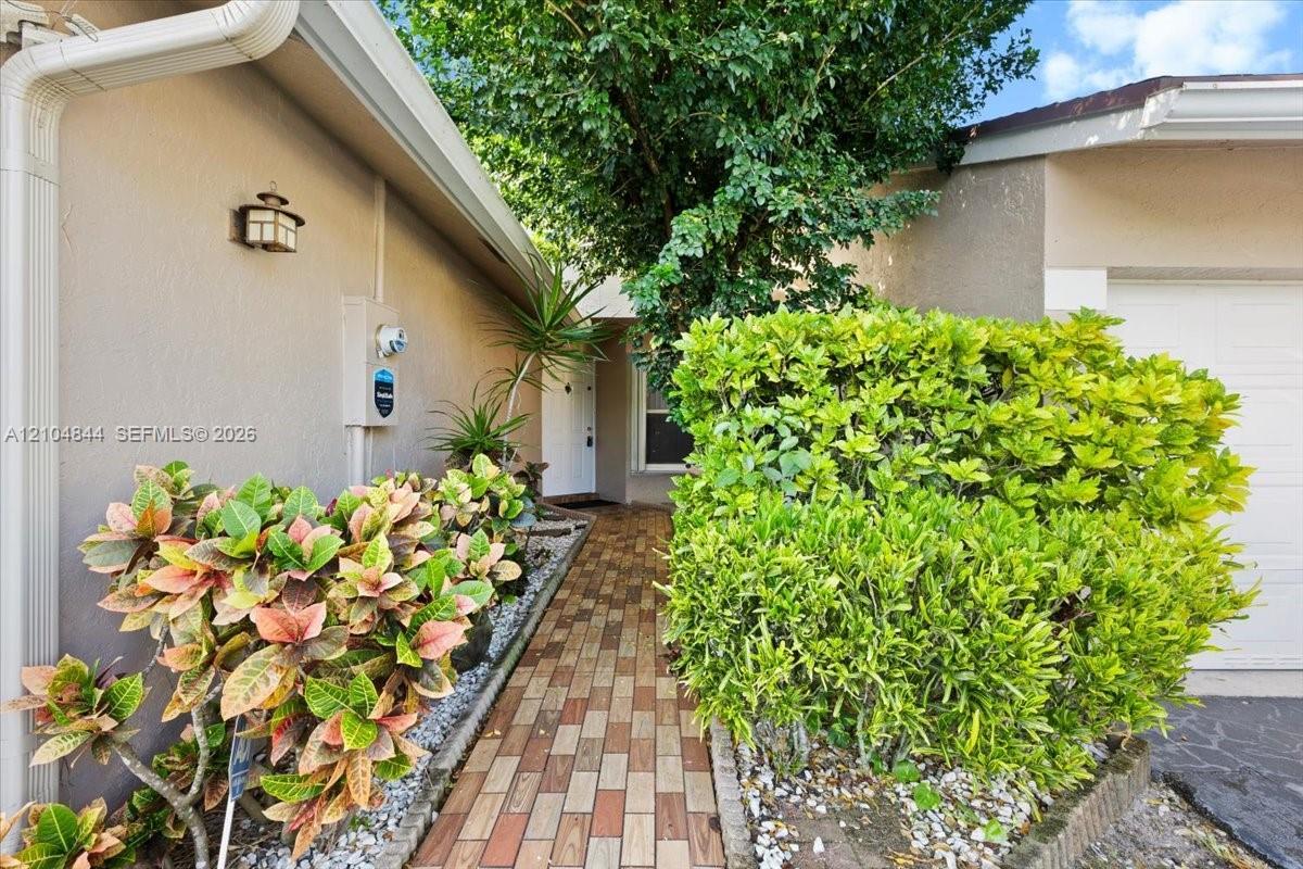 1216 NW 51st Way, Deerfield Beach FL 33442 photo 2
