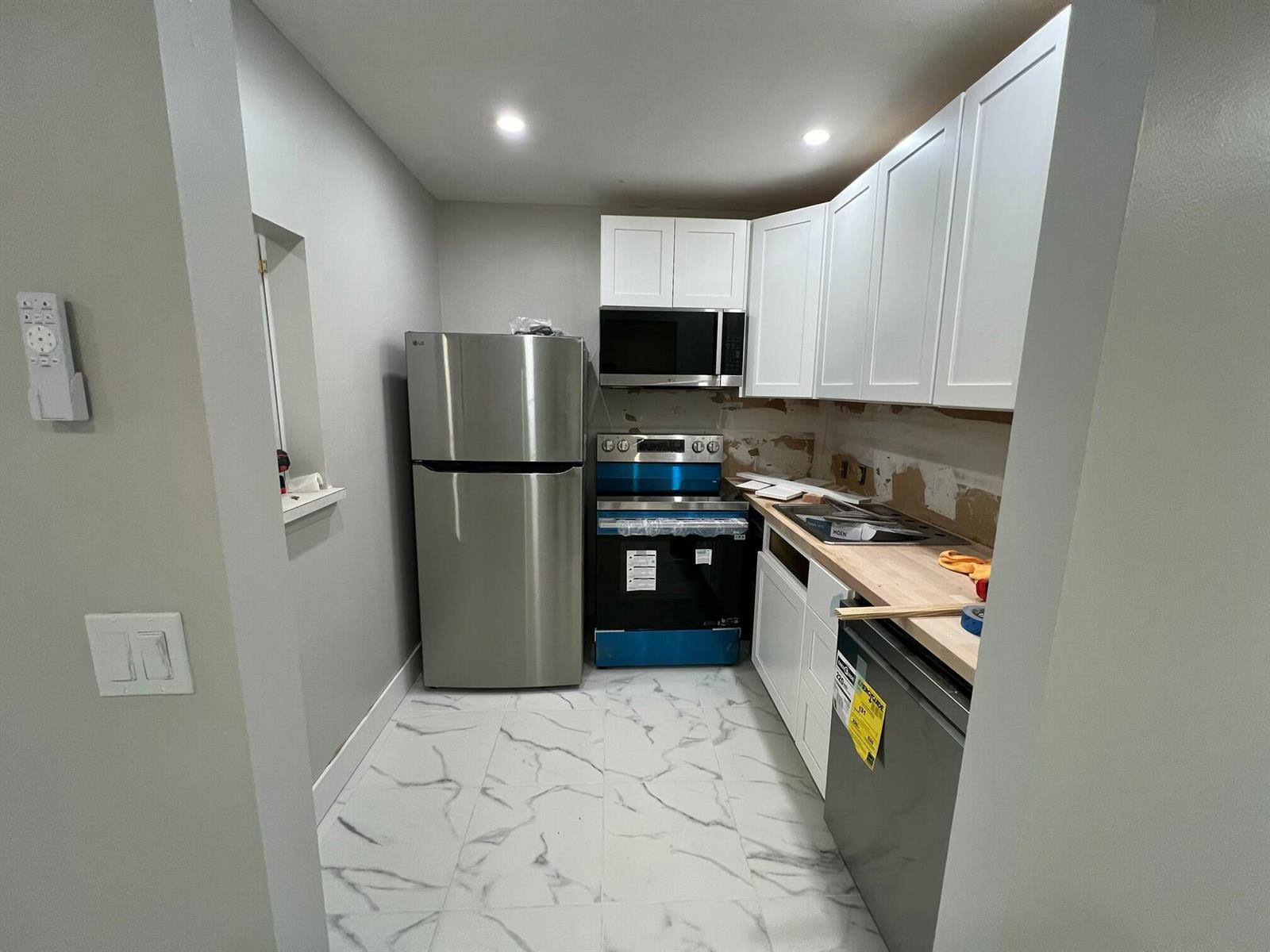 498 MANSFIELD L, Boca Raton FL 33434 photo 2