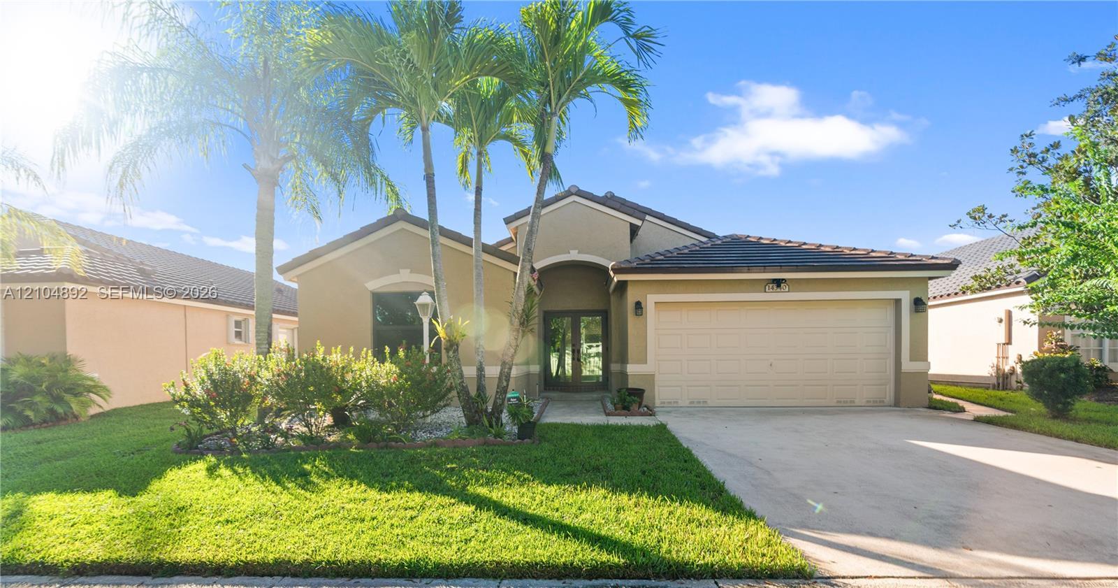 14340 NW 11th St, Pembroke Pines FL 33028