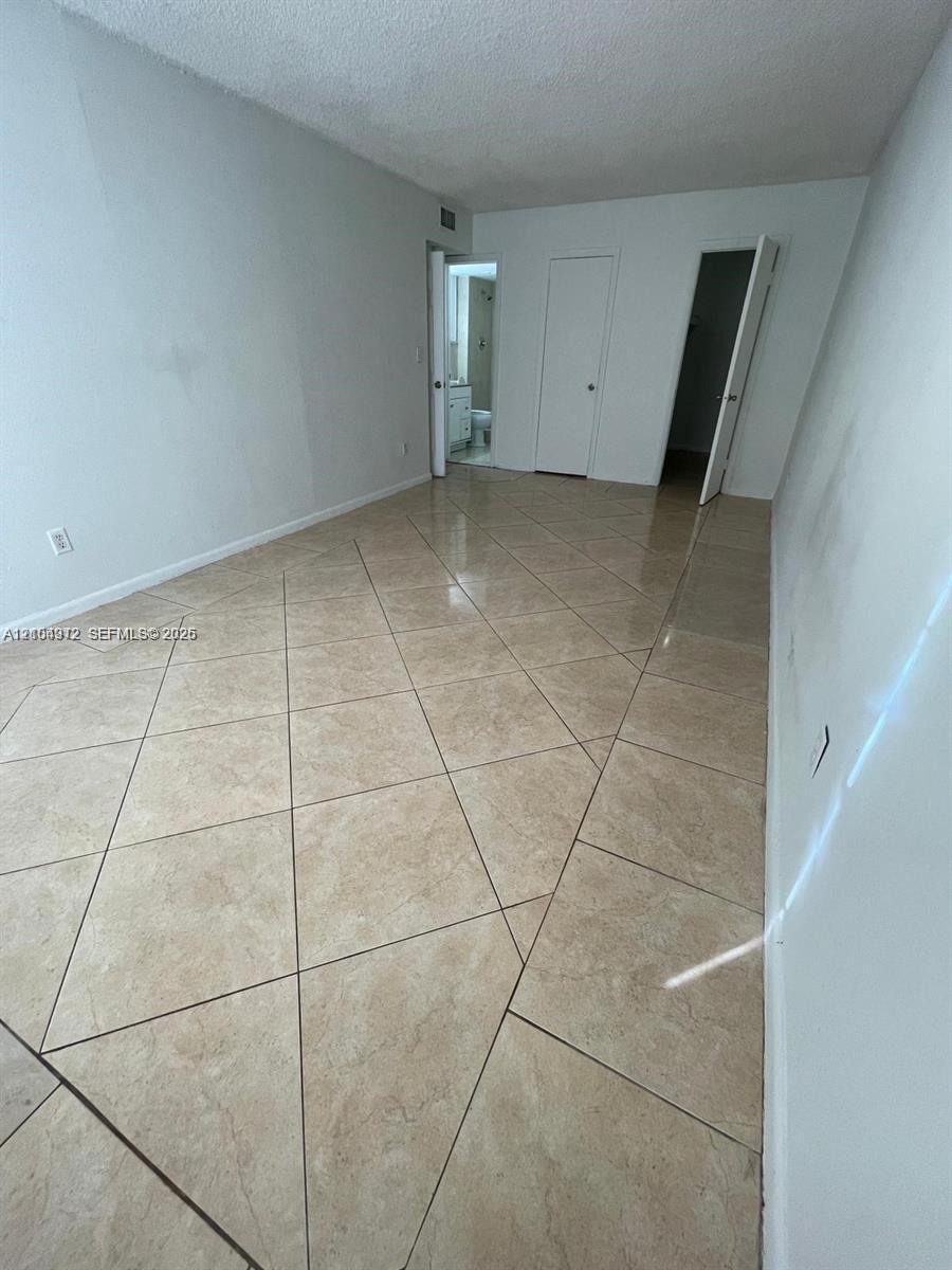 494 NW 165th St Rd # 105, Miami FL 33169 photo 5