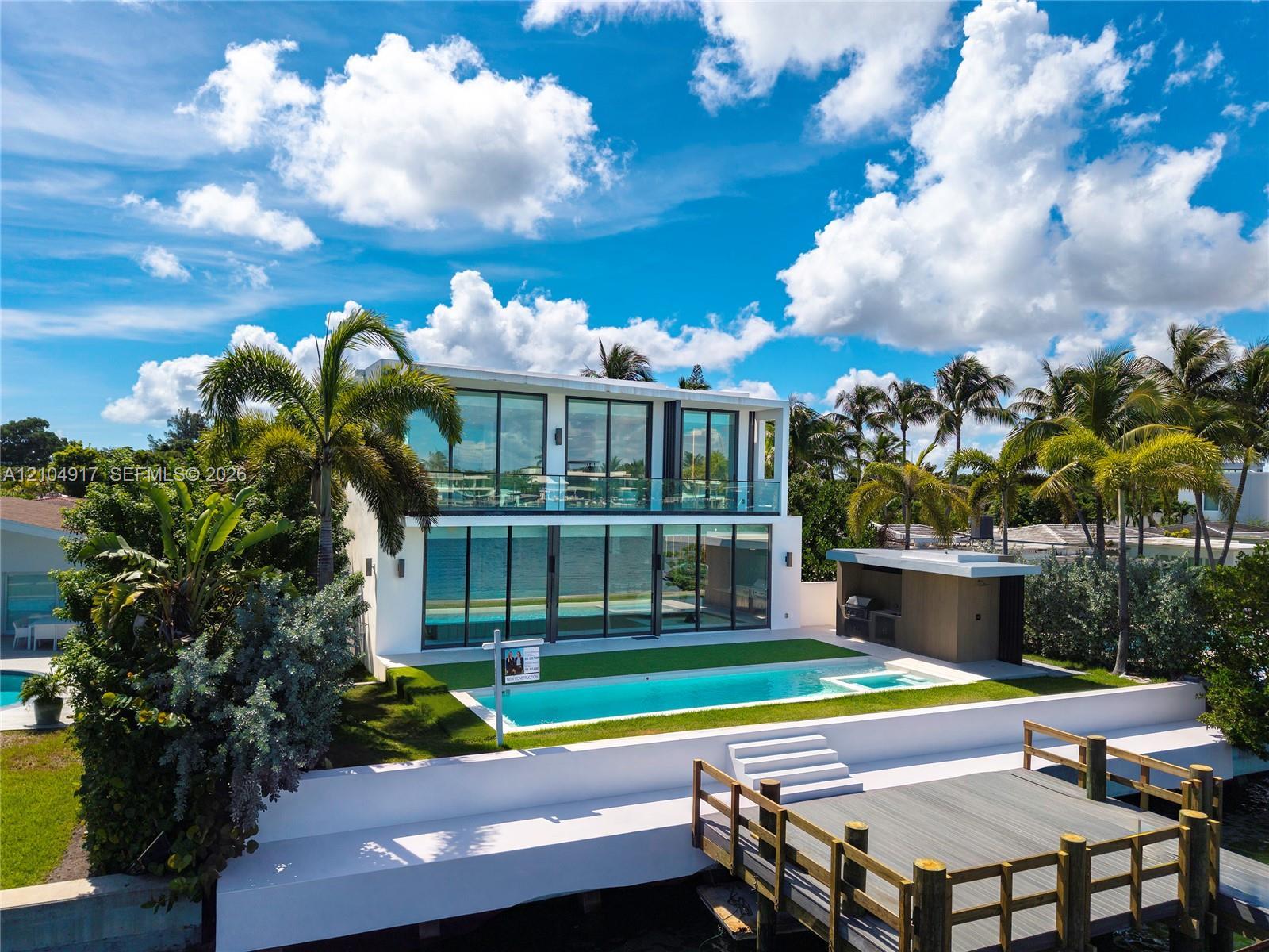 271 N Shore Dr, Miami Beach FL 33141 photo 2