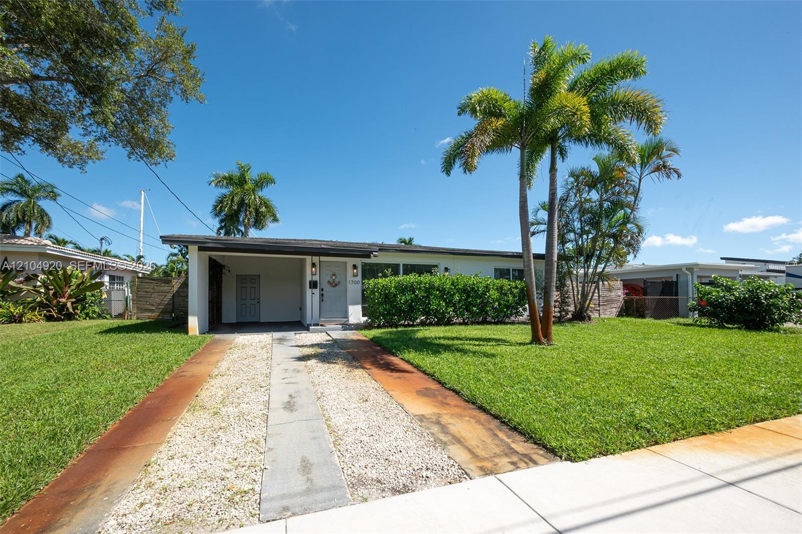 1700 SW 23rd Ave, Fort Lauderdale FL 33312 photo 4