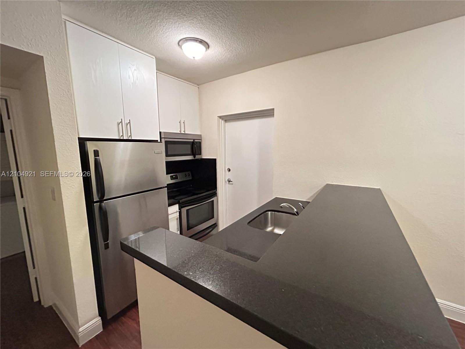 2931 Sheridan Ave # 9, Miami Beach FL 33140 photo 4