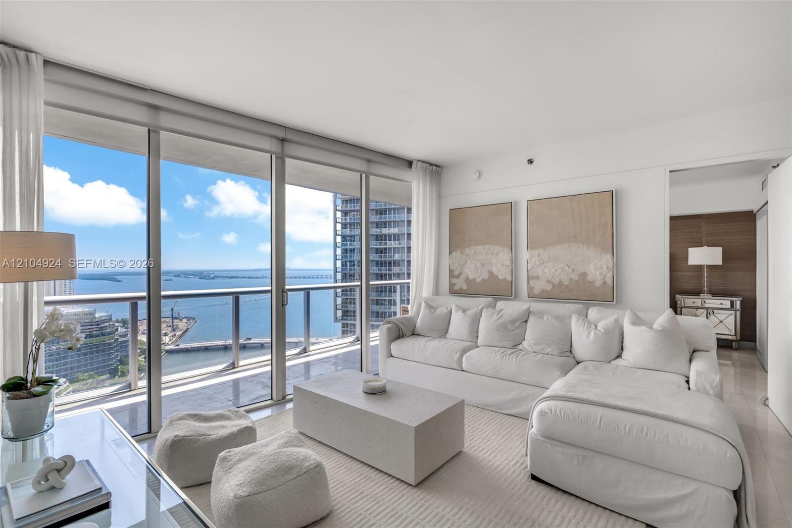 465 Brickell Ave # 2703, Miami FL 33131 photo 3