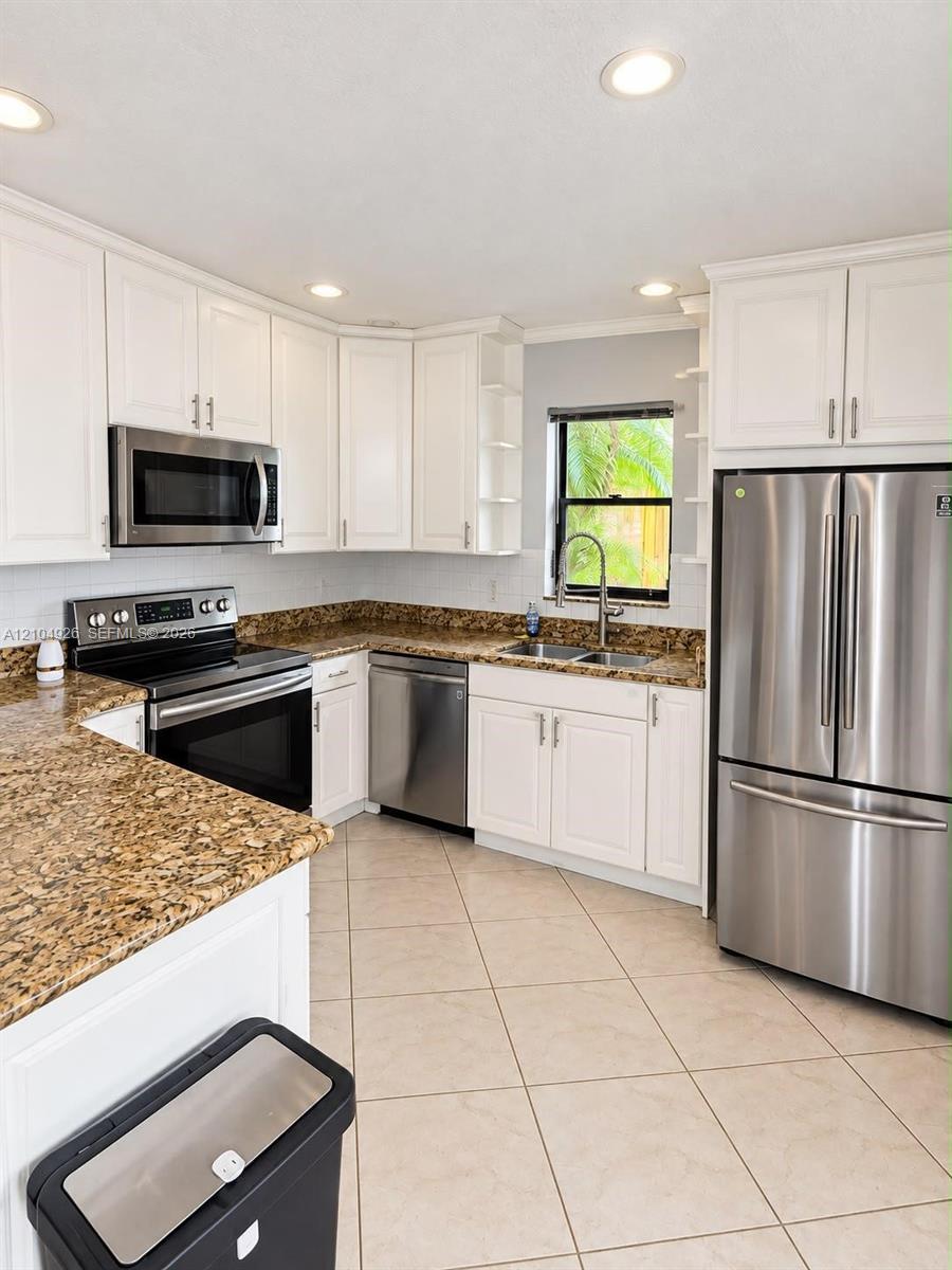 7671 W Courtyard Run W, Boca Raton FL 33433 photo 4