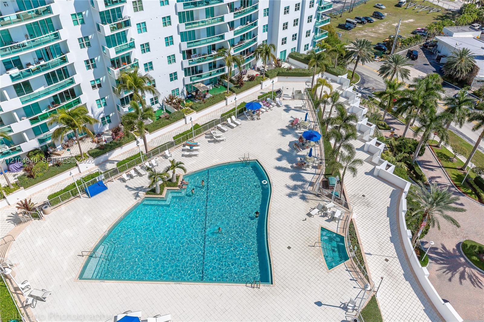 7900 Harbor Island Dr, North Bay Village FL 33141 photo 3