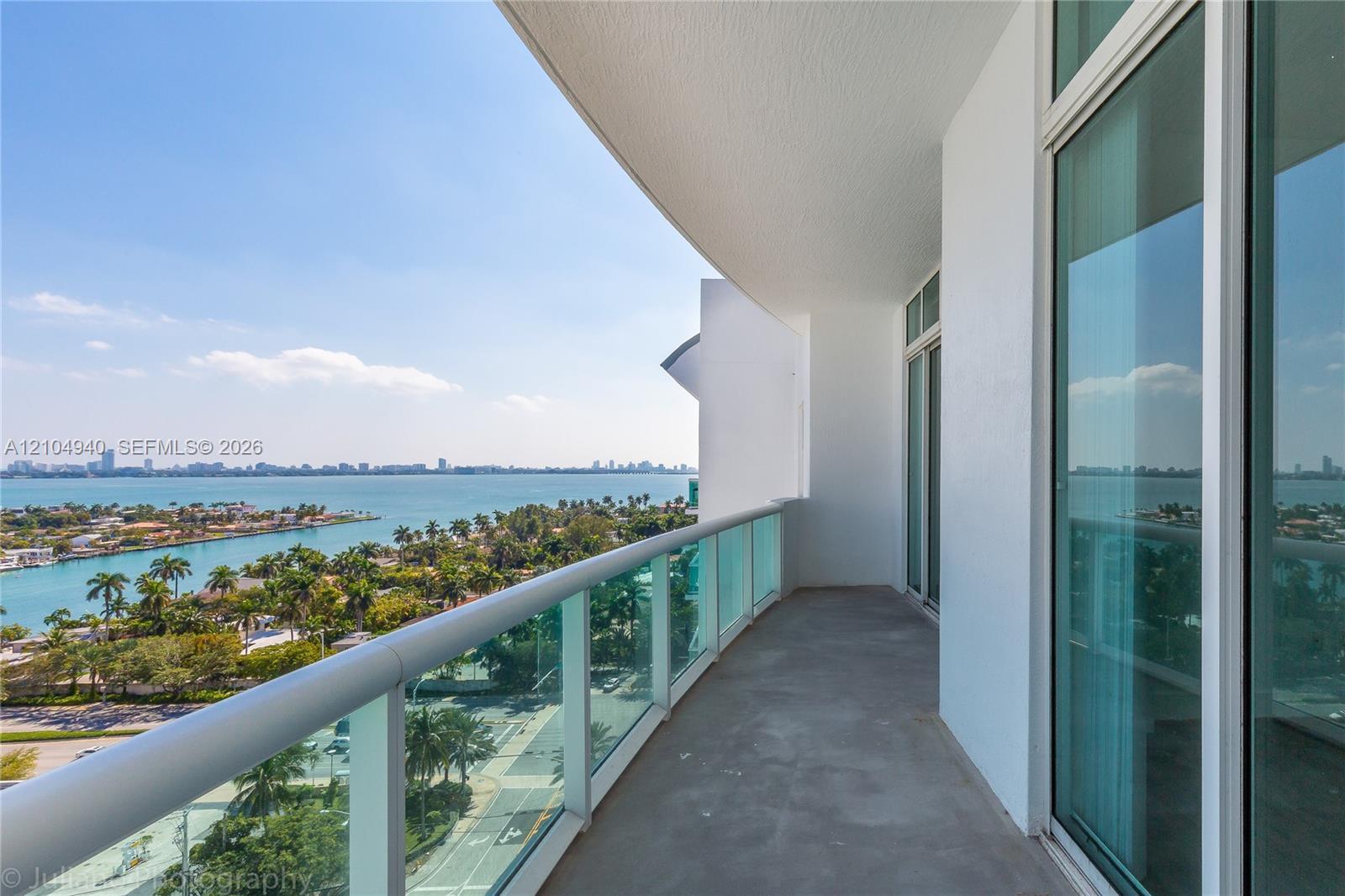 7900 Harbor Island Dr, North Bay Village FL 33141 photo 4