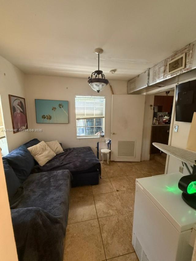 2305 NE 135th Ter, North Miami Beach FL 33181