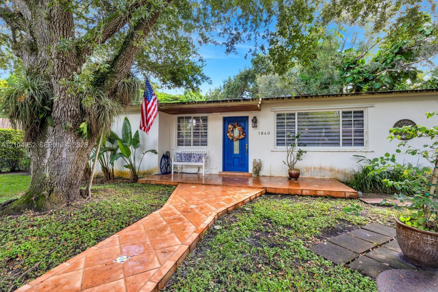 7840 SW 99th St, Miami FL 33156