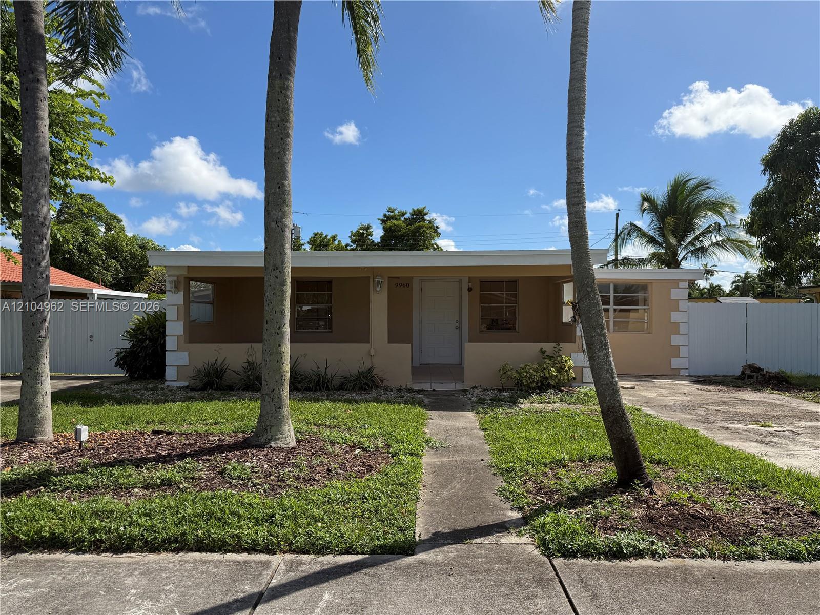 9960 SW 42nd St, Miami FL 33165