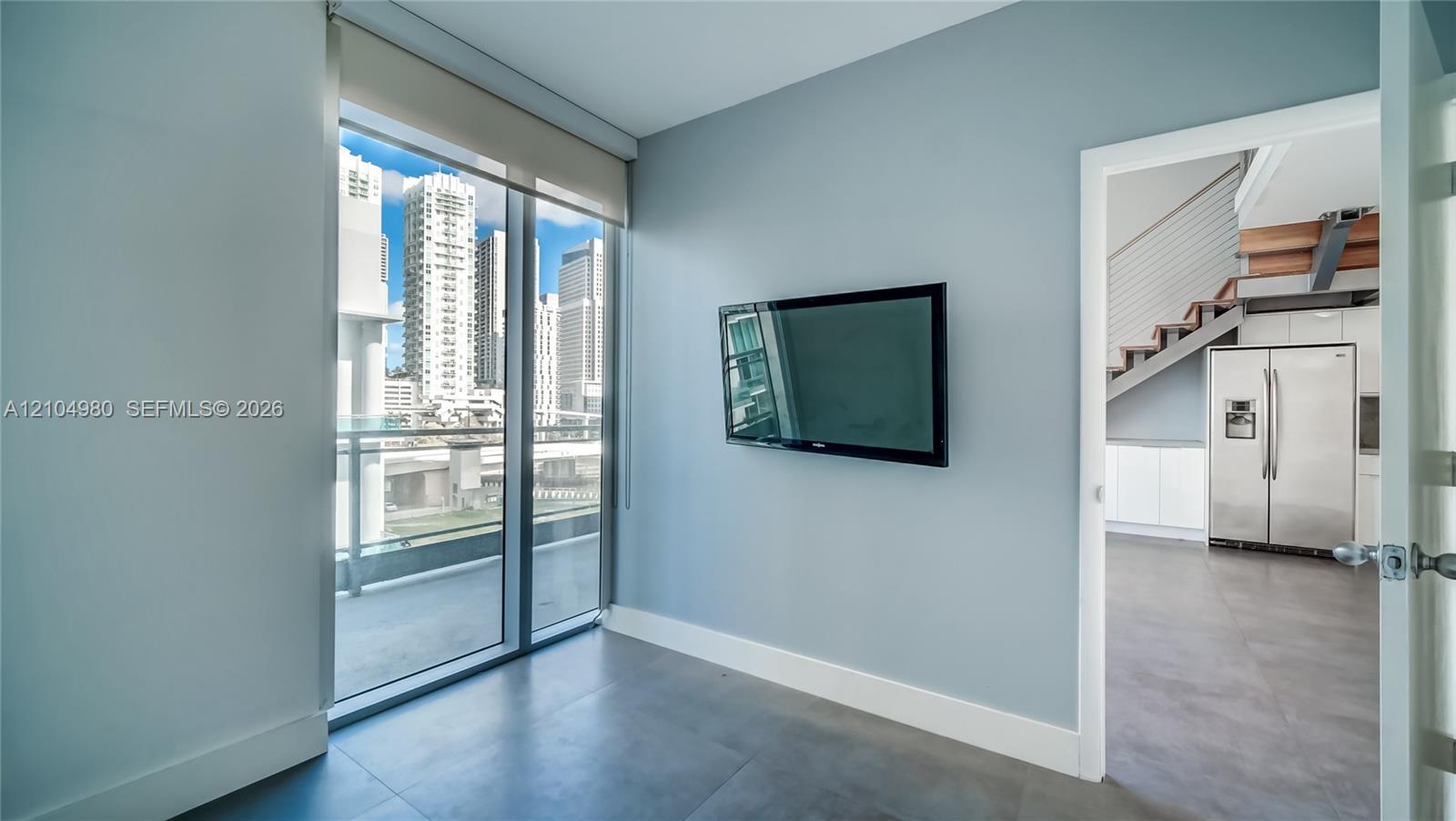 90 SW 3rd St, Miami FL 33130 photo 5