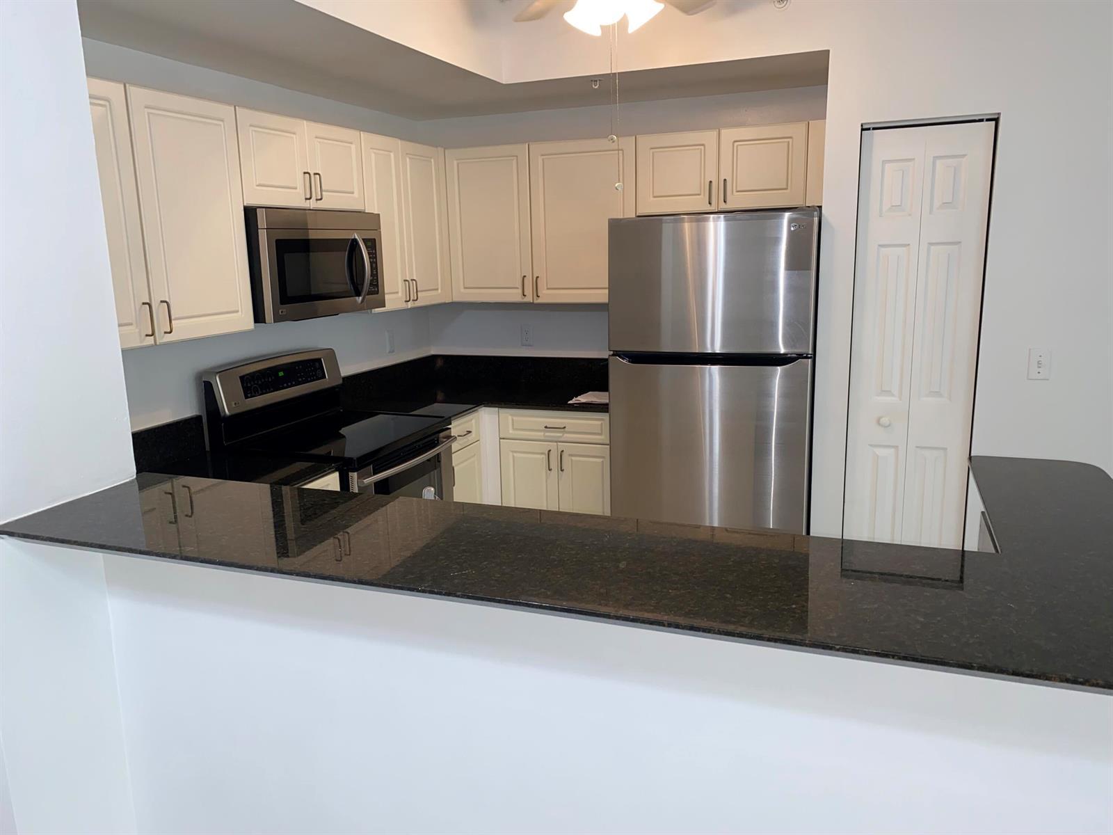 720 S Sapodilla Avenue # 408, West Palm Beach FL 33401 photo 4