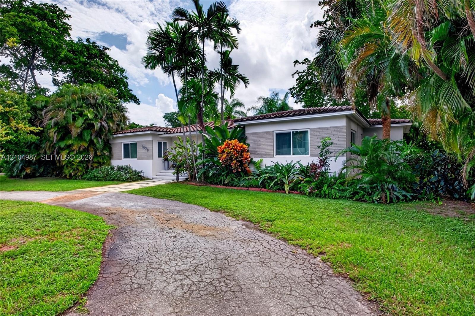 1020 NE 107th St, Miami Shores FL 33161 photo 2