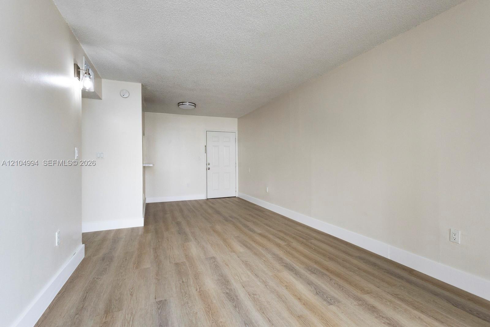 8145 NW 7th St # 211, Miami FL 33126 photo 3