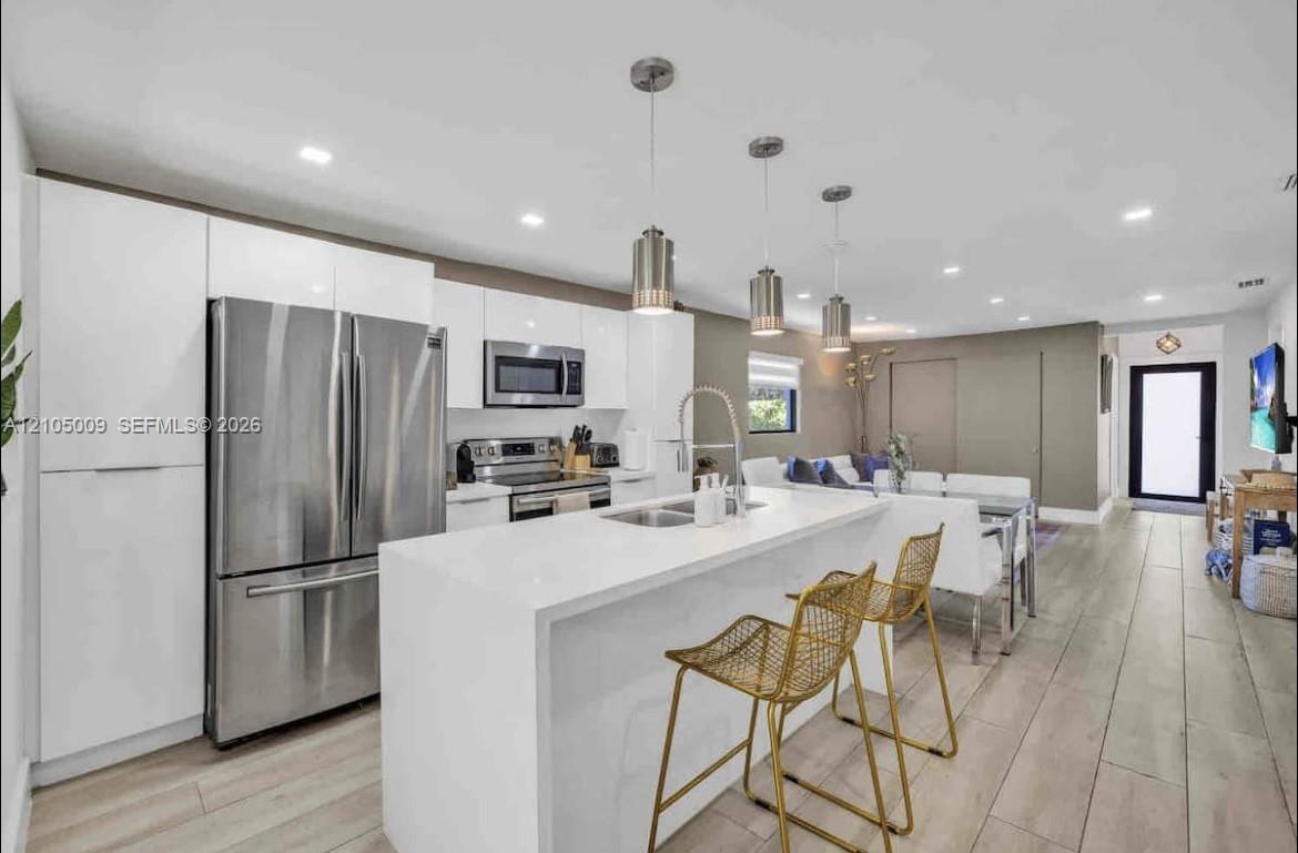 254 NW 51st St, Miami FL 33127