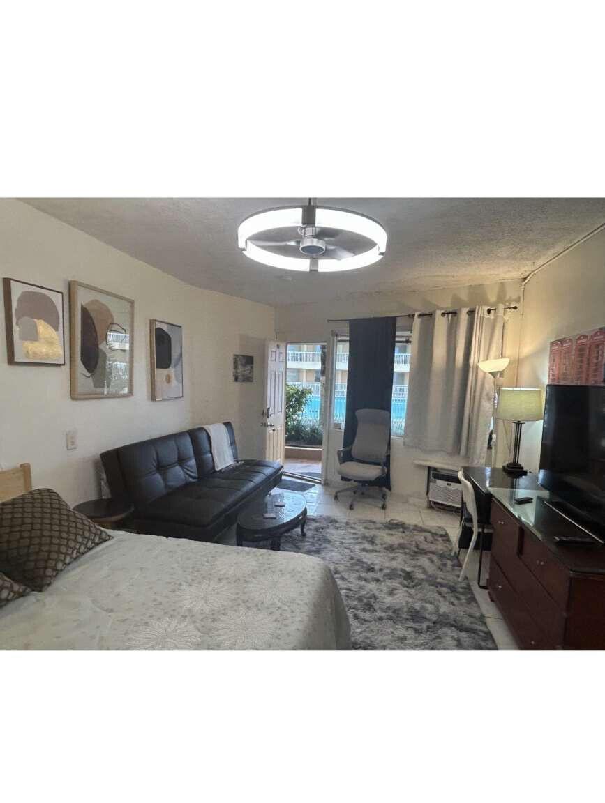 18335 COLLINS Avenue # 159, Sunny Isles Beach FL 33160 photo 2