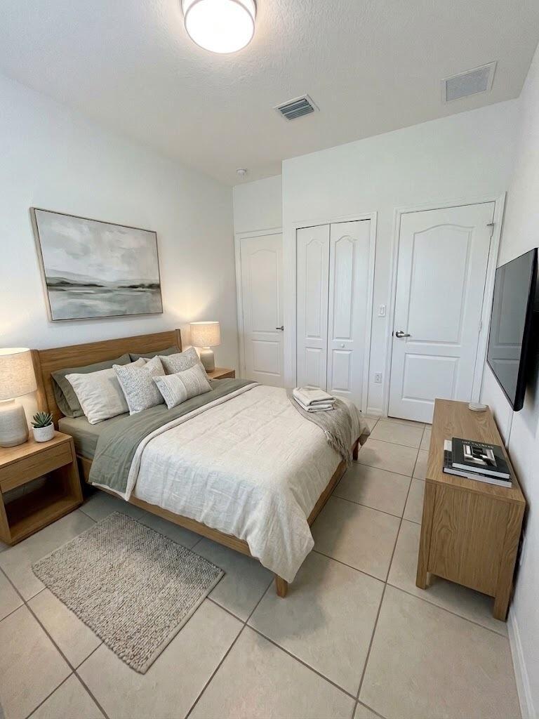 16307 NW 91st Avenue, Miami Lakes FL 33018 photo 5