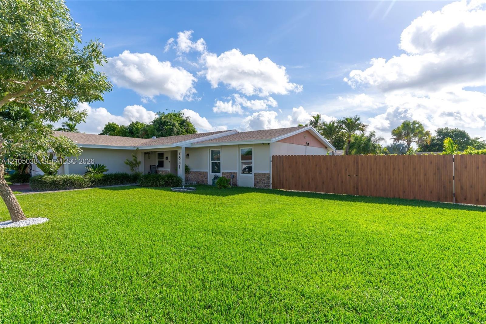 7651 SW 134th Ave, Miami FL 33183 photo 3