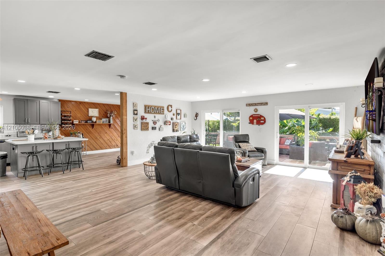 7651 SW 134th Ave, Miami FL 33183 photo 4