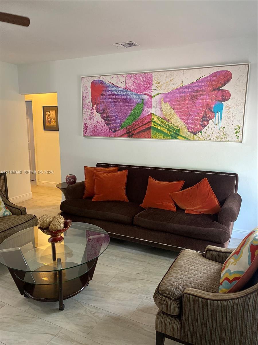 2 NE 45th St # 2, Miami FL 33137 photo 4