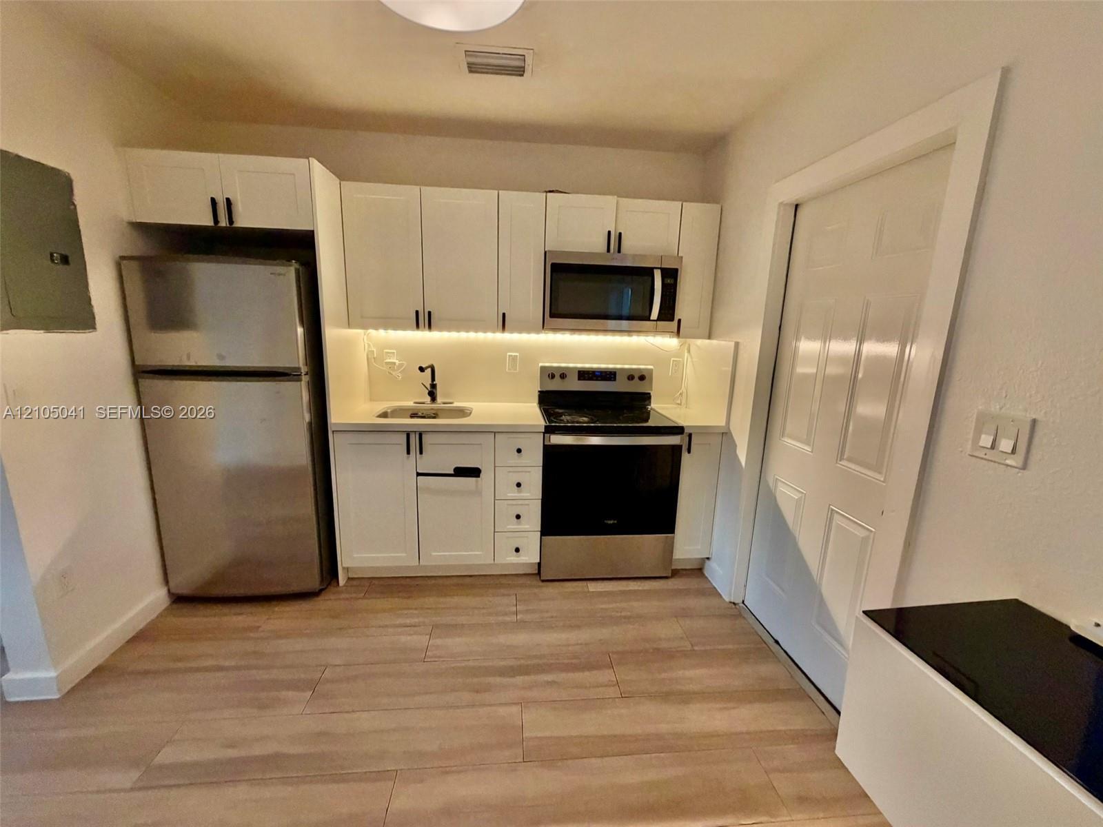62 NW 42nd St # 62, Miami FL 33127 photo 5