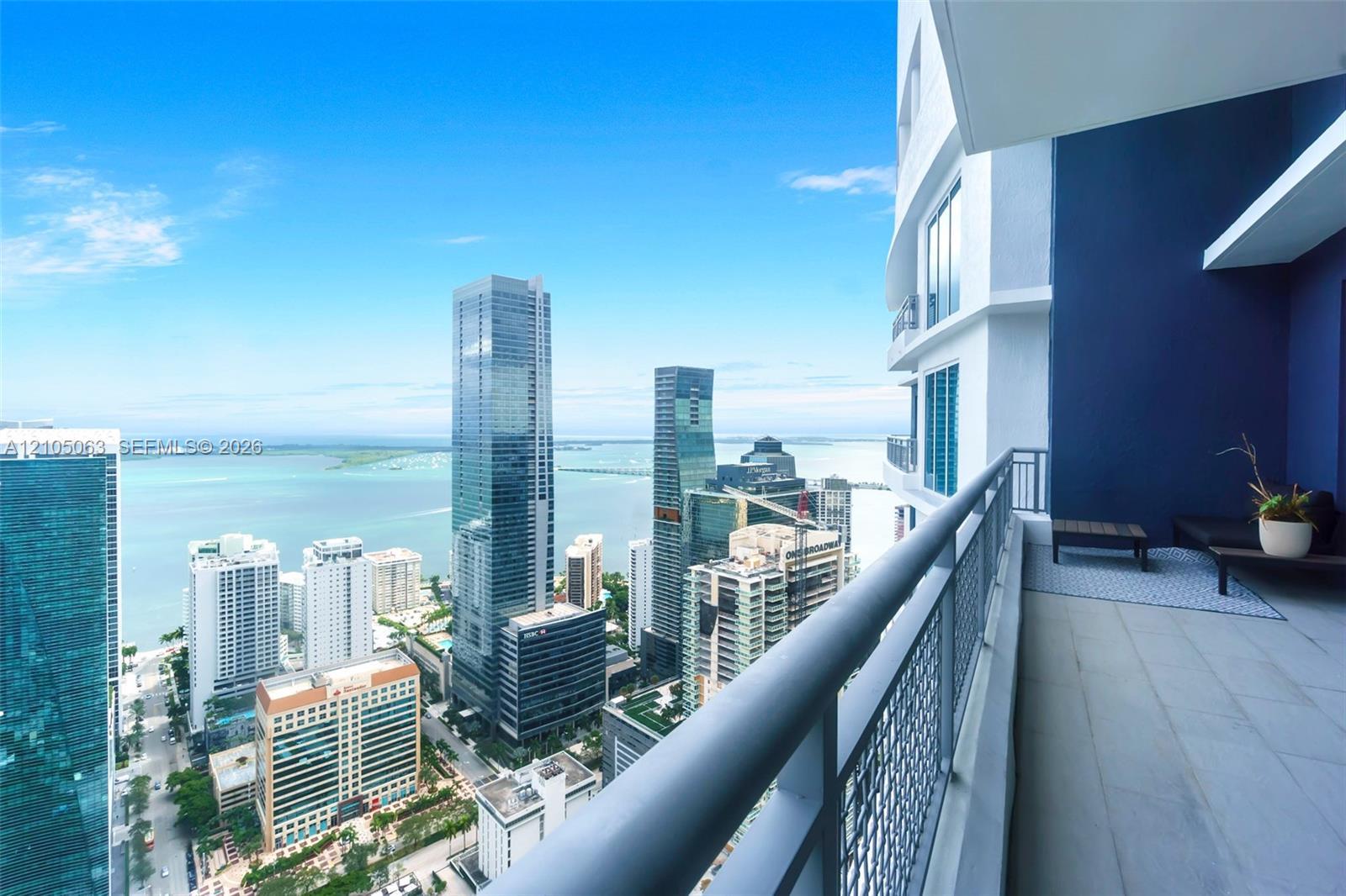 60 SW 13th St # 4802, Miami FL 33130