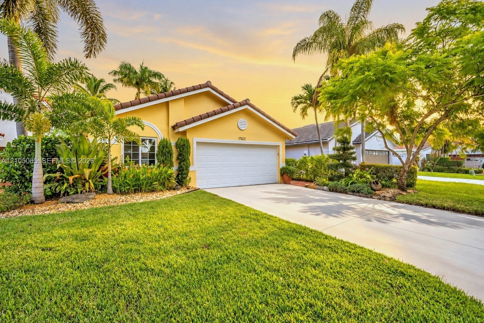 17621 SW 4th Ct, Pembroke Pines FL 33029 photo 5
