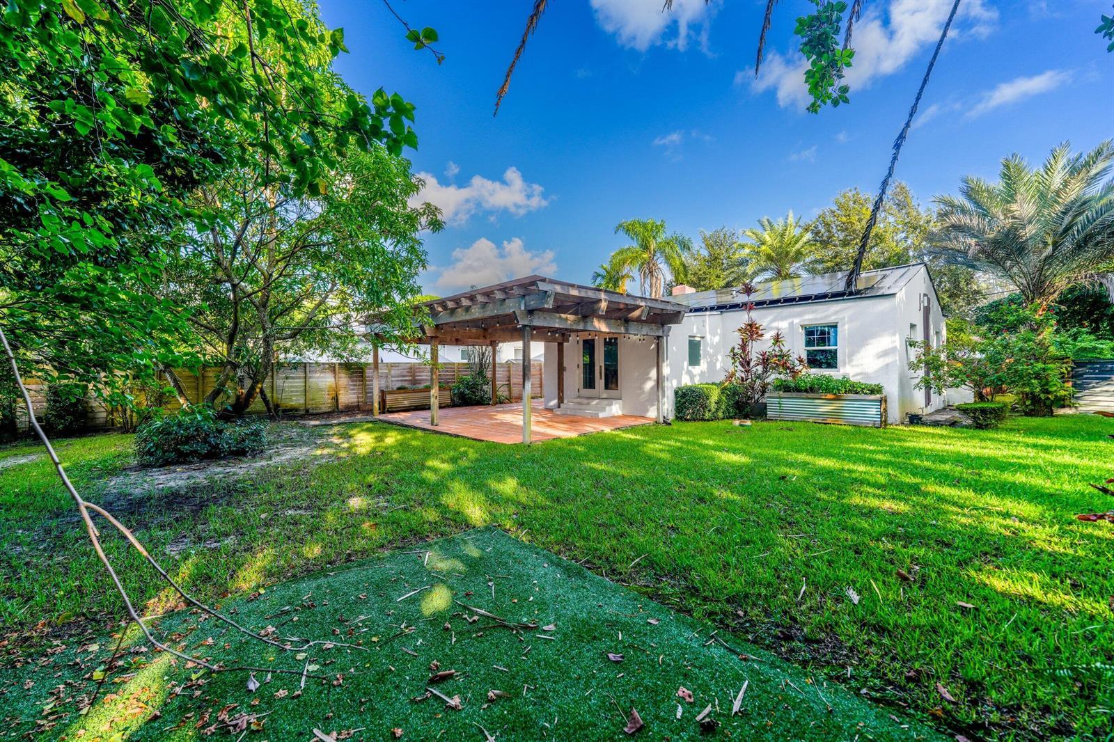 36 NW 101ST Street, Miami Shores FL 33150 photo 2
