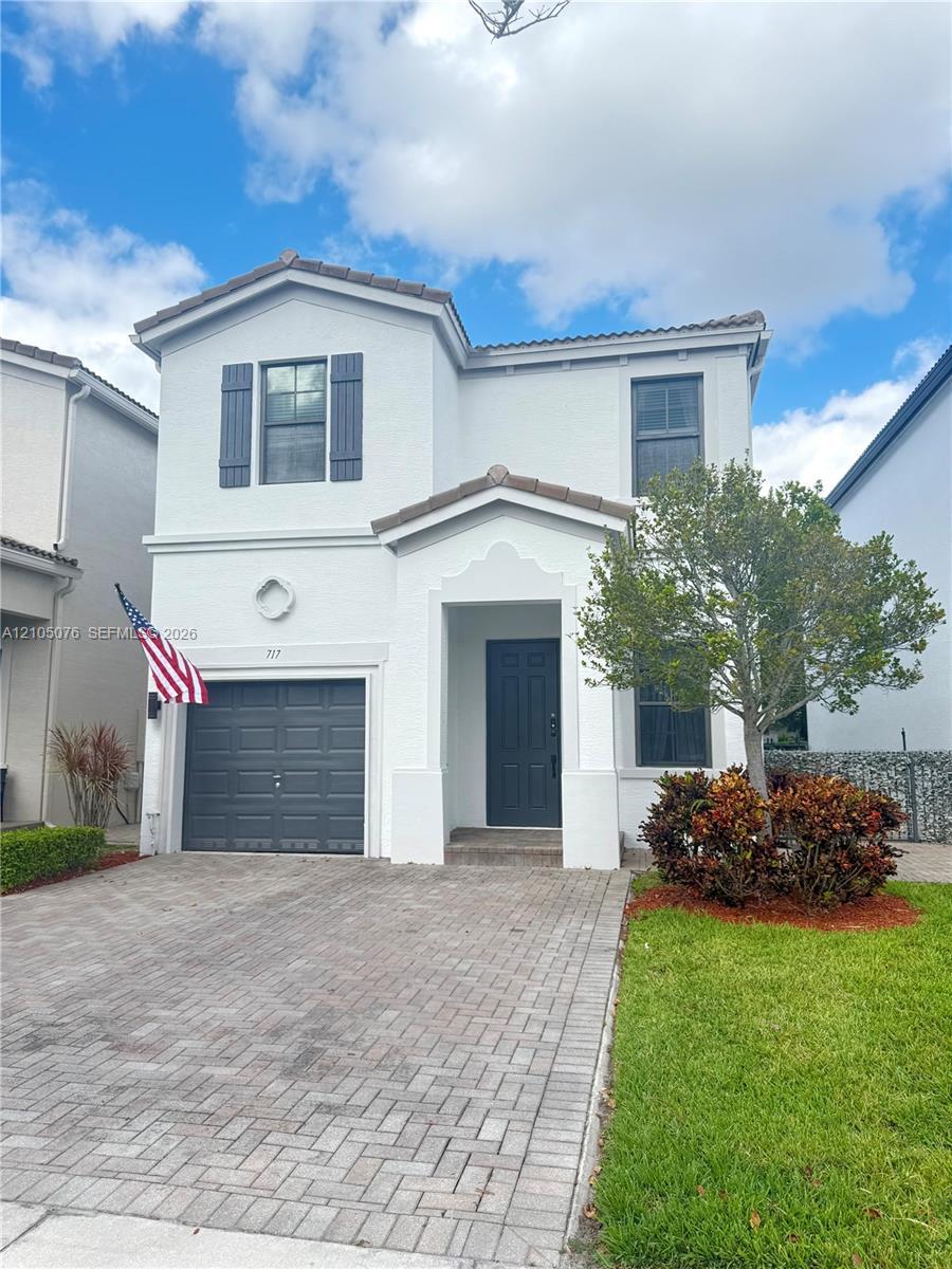 717 NE 191st St, Miami FL 33179