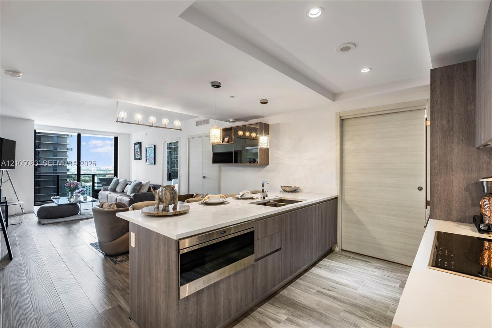 801 S Miami Ave # 2810, Miami FL 33130