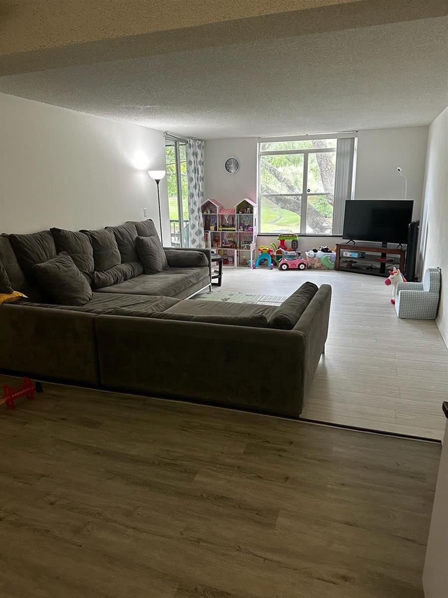 3720 INVERRARY Drive # 2Z, Lauderhill FL 33319 photo 3