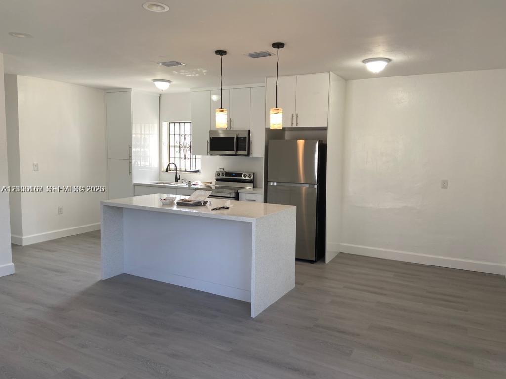 1840 NE 174th St, North Miami Beach FL 33162 photo 4