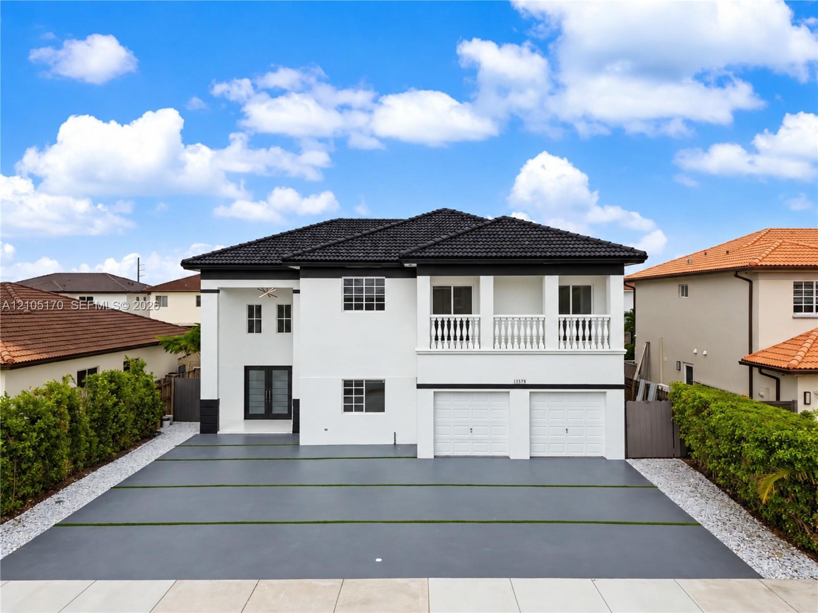 15579 SW 10th Ln, Miami FL 33194