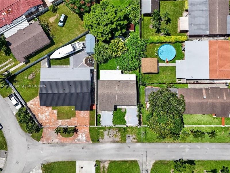 11970 SW 4th Ter, Miami FL 33184 photo 2