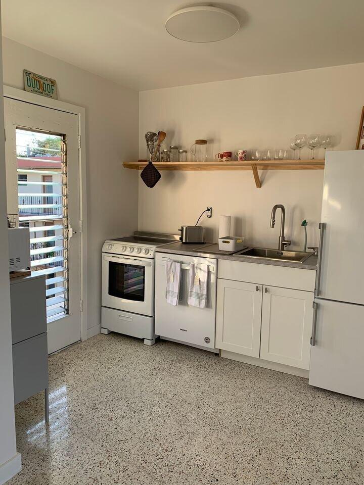 649 SW 9 Street # 301, Miami FL 33130 photo 5