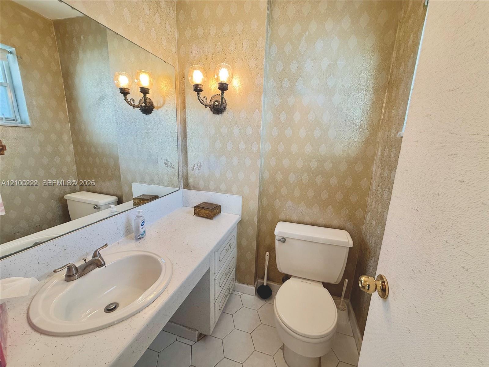 500 NE 14th Ave # 208, Hallandale Beach FL 33009 photo 5