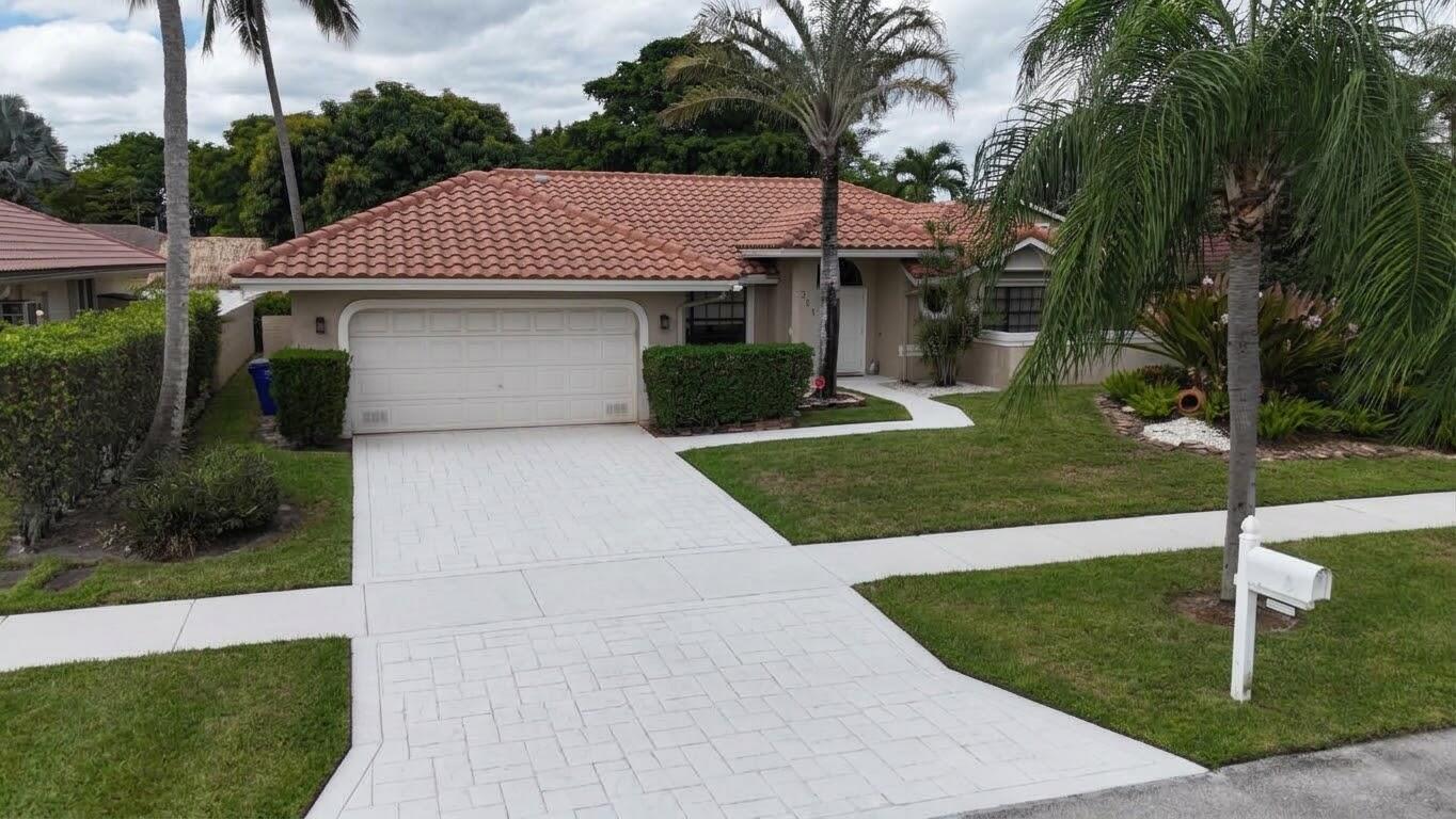 311 NW 37TH Way, Deerfield Beach FL 33442 photo 2