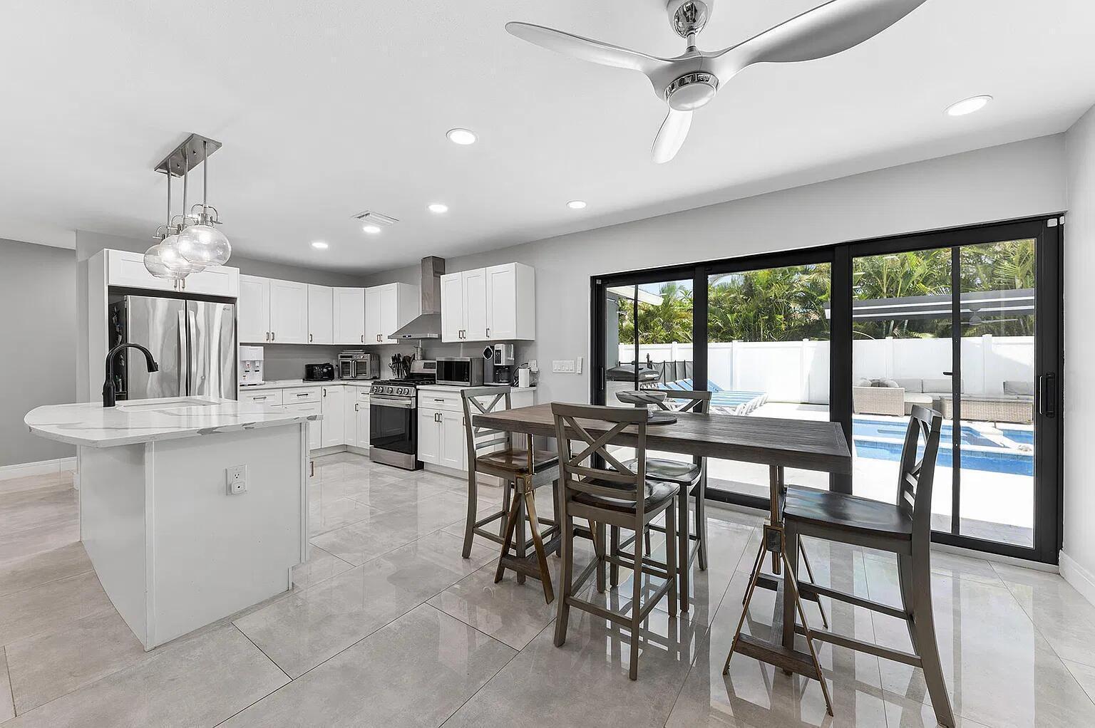 405 Chapel Hill Boulevard, Boynton Beach FL 33435 photo 4