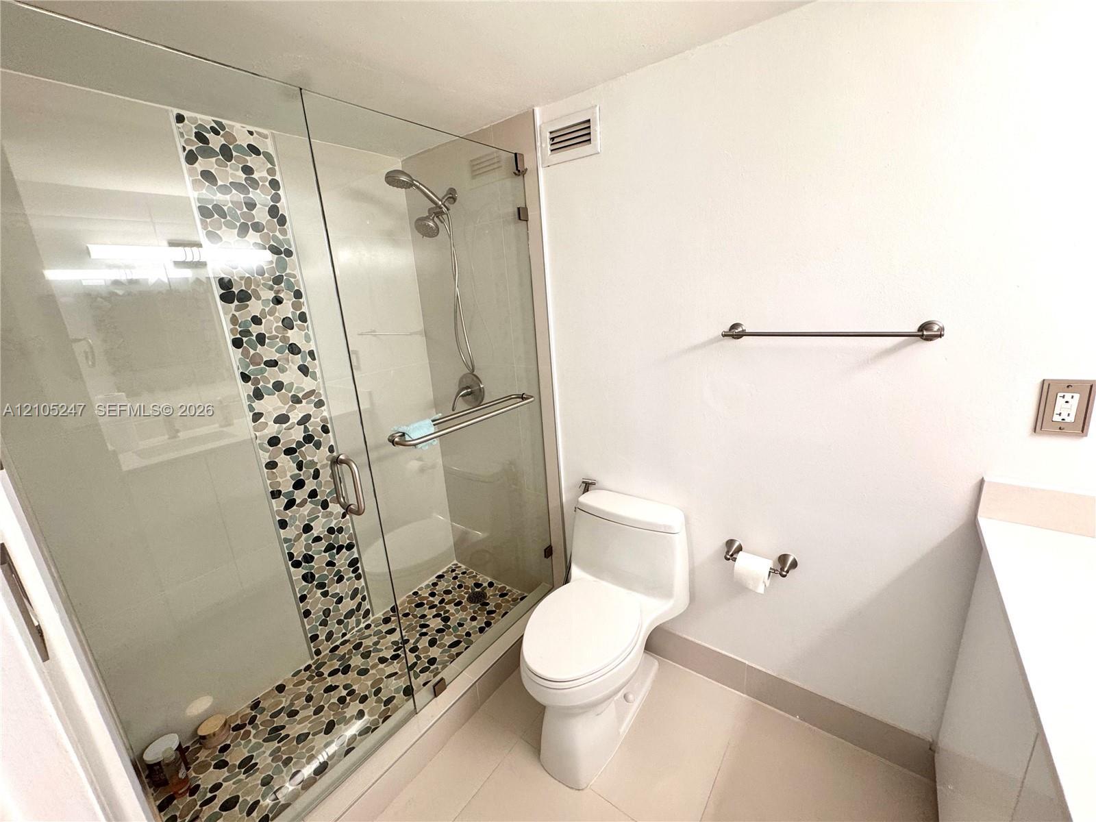 2899 Collins Ave # 904, Miami Beach FL 33140 photo 5