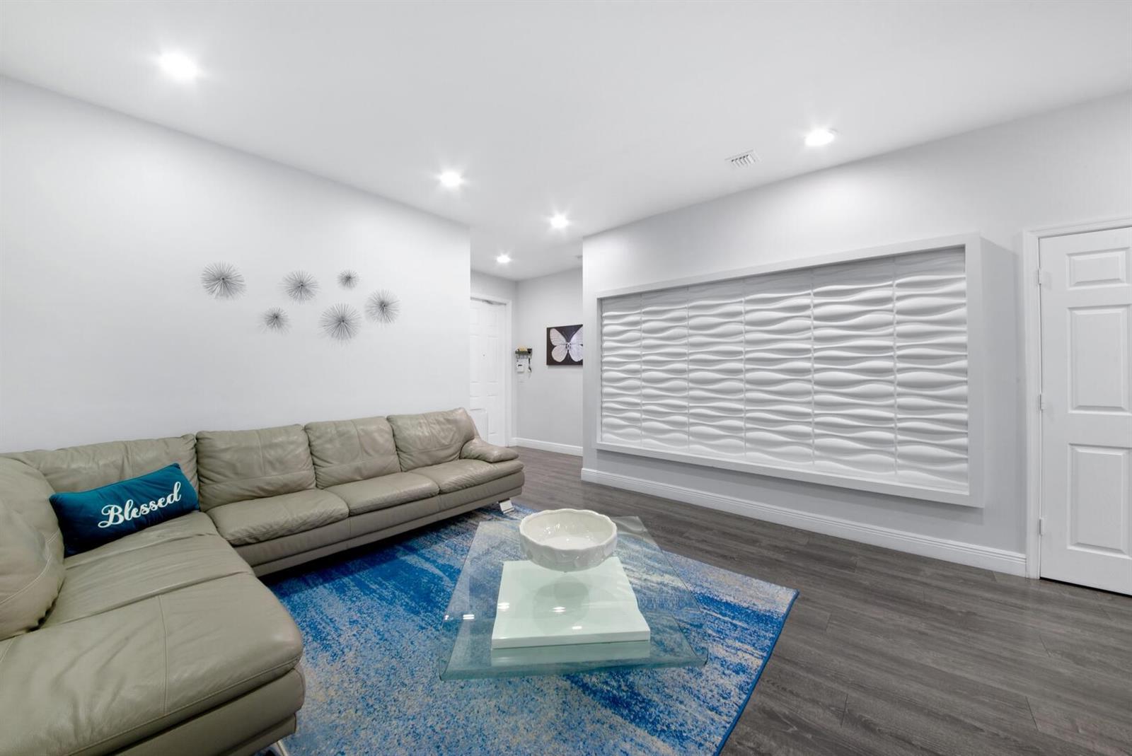 6960 LONG PINE Circle, Coconut Creek FL 33073 photo 4