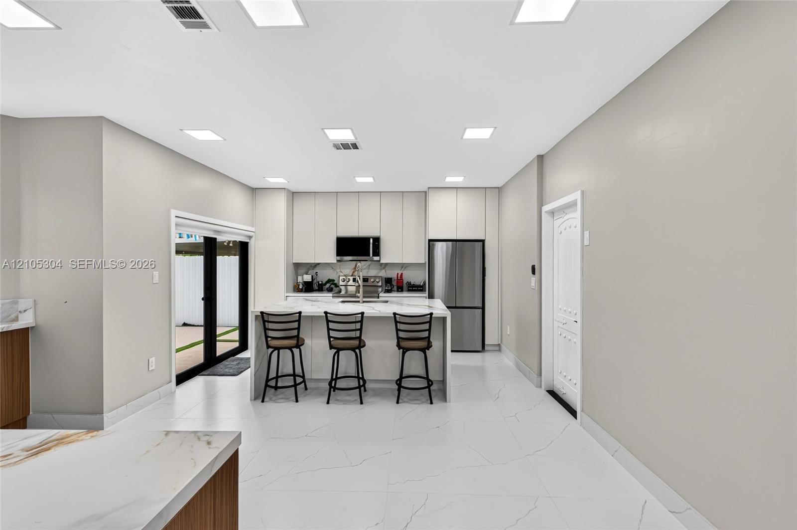15217 SW 36th Ter, Miami FL 33185 photo 3
